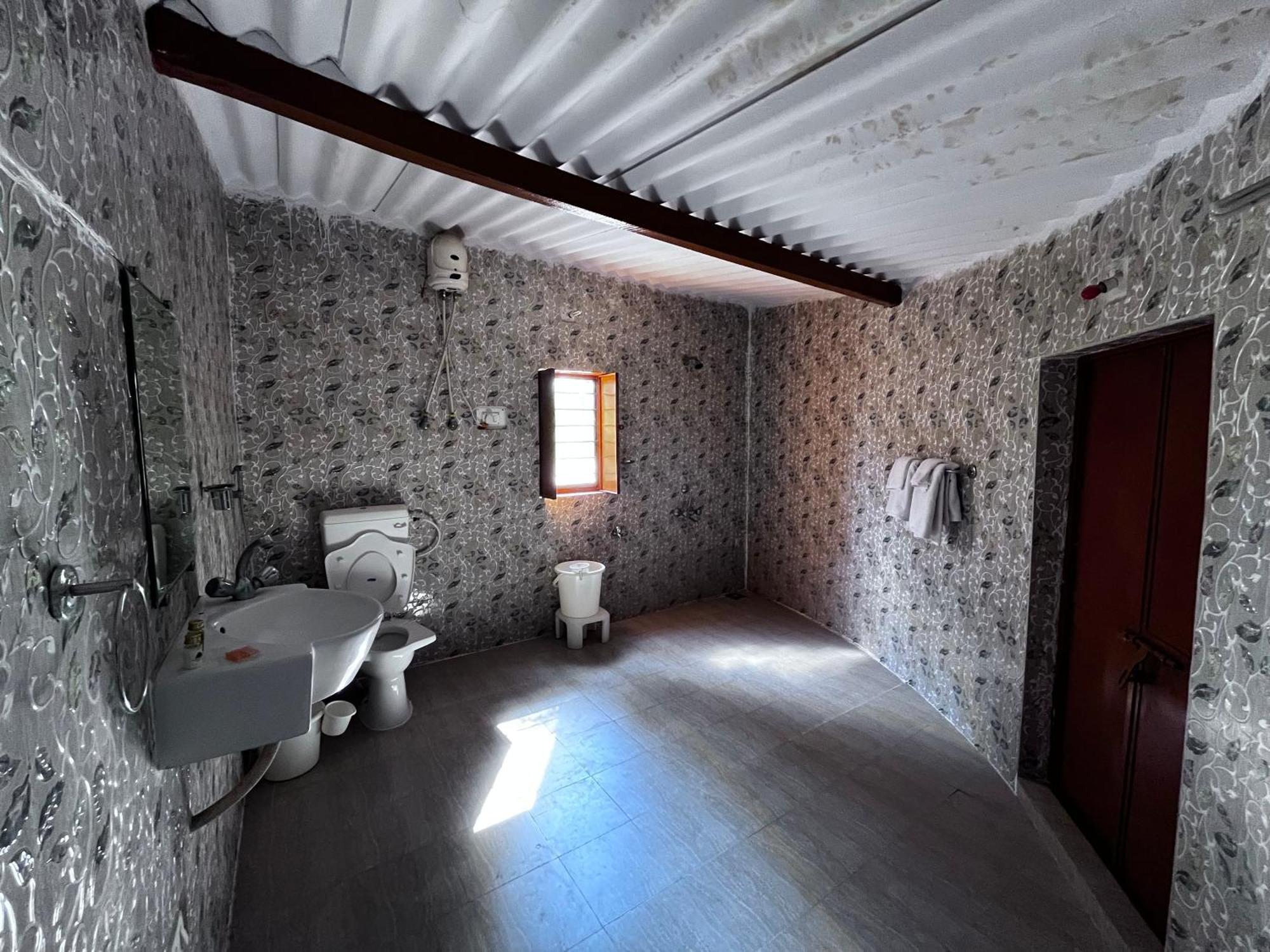 Sharad Baug Homestay ブジ エクステリア 写真
