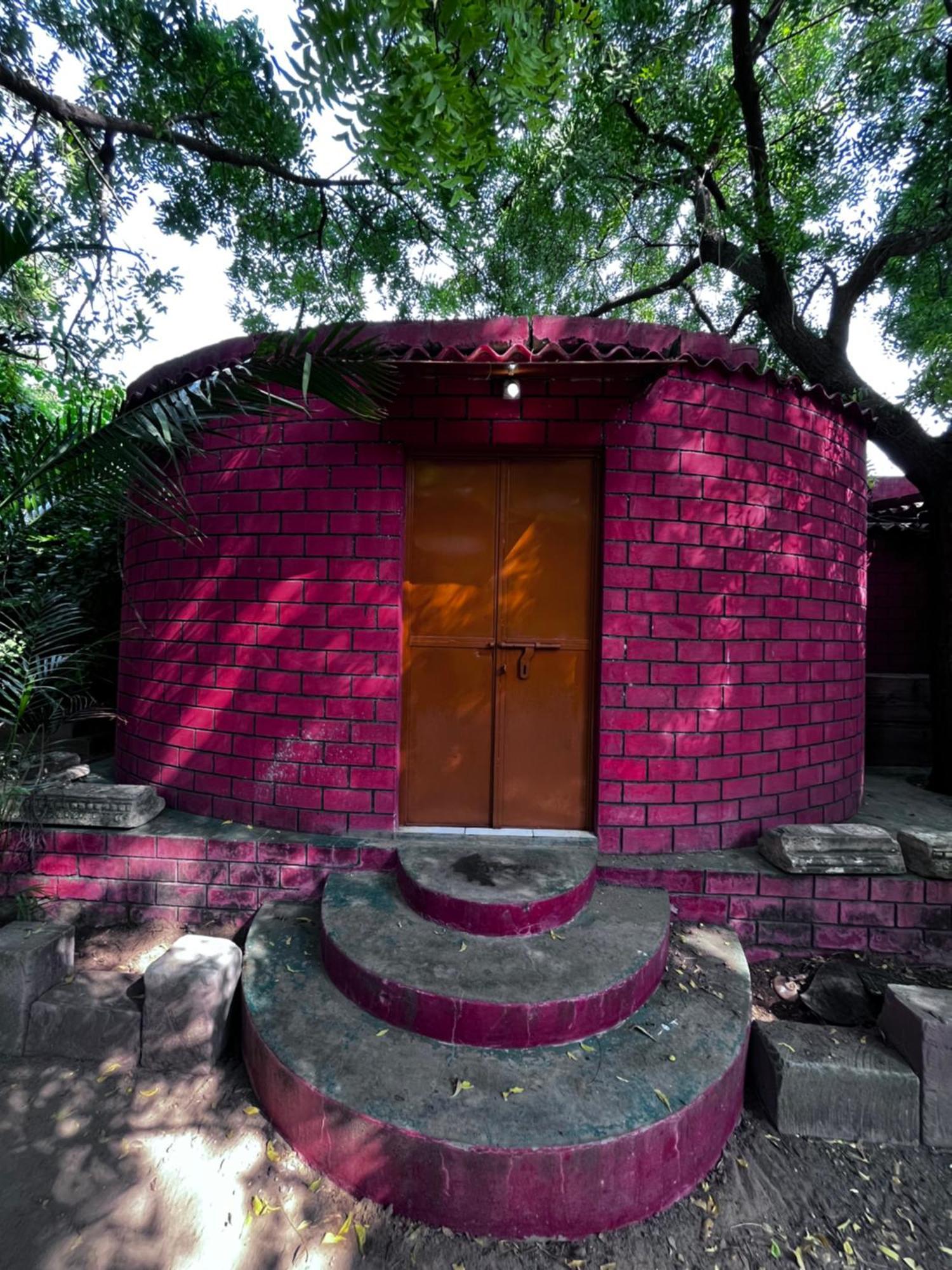 Sharad Baug Homestay ブジ エクステリア 写真
