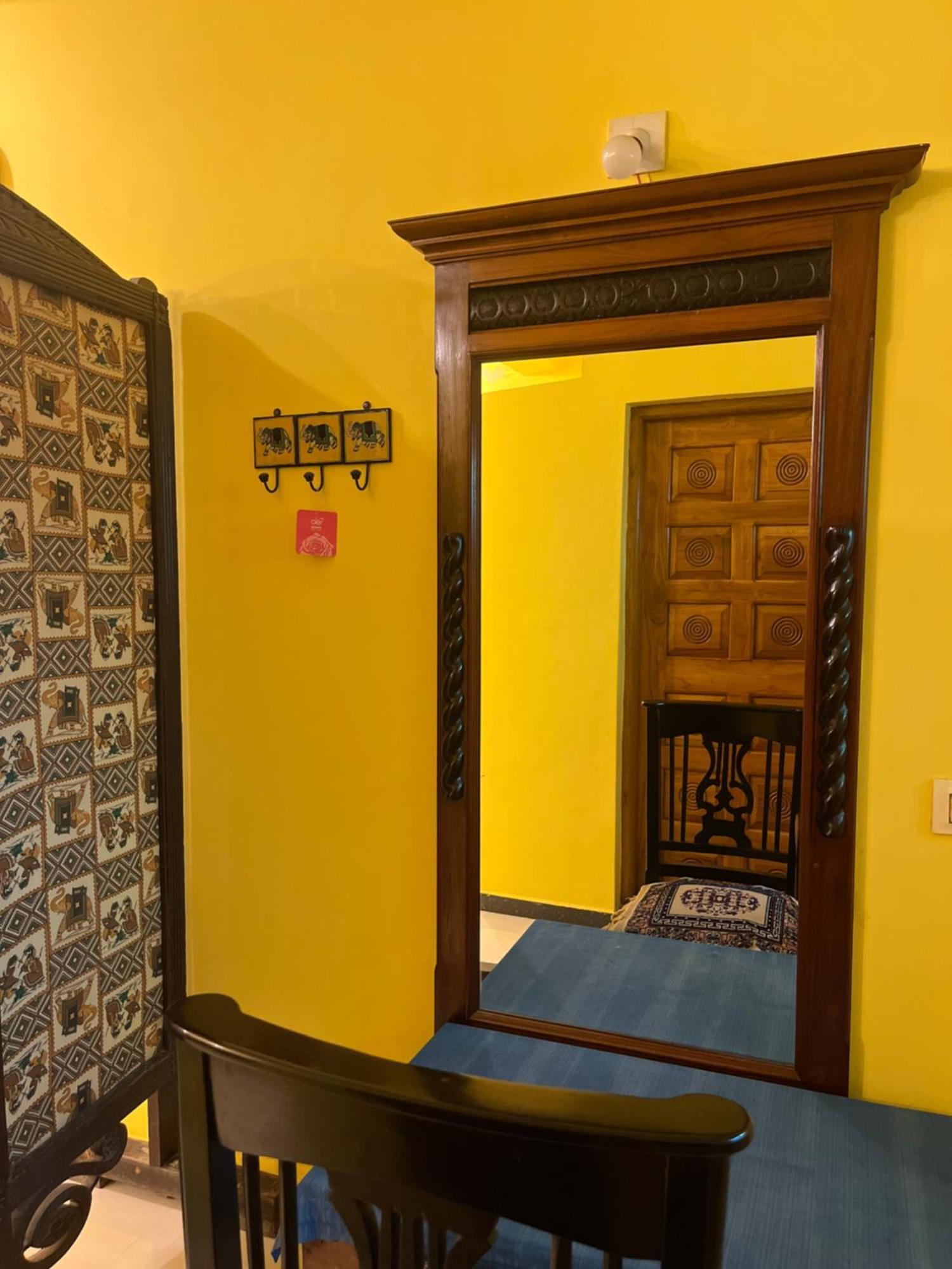 Sharad Baug Homestay ブジ エクステリア 写真