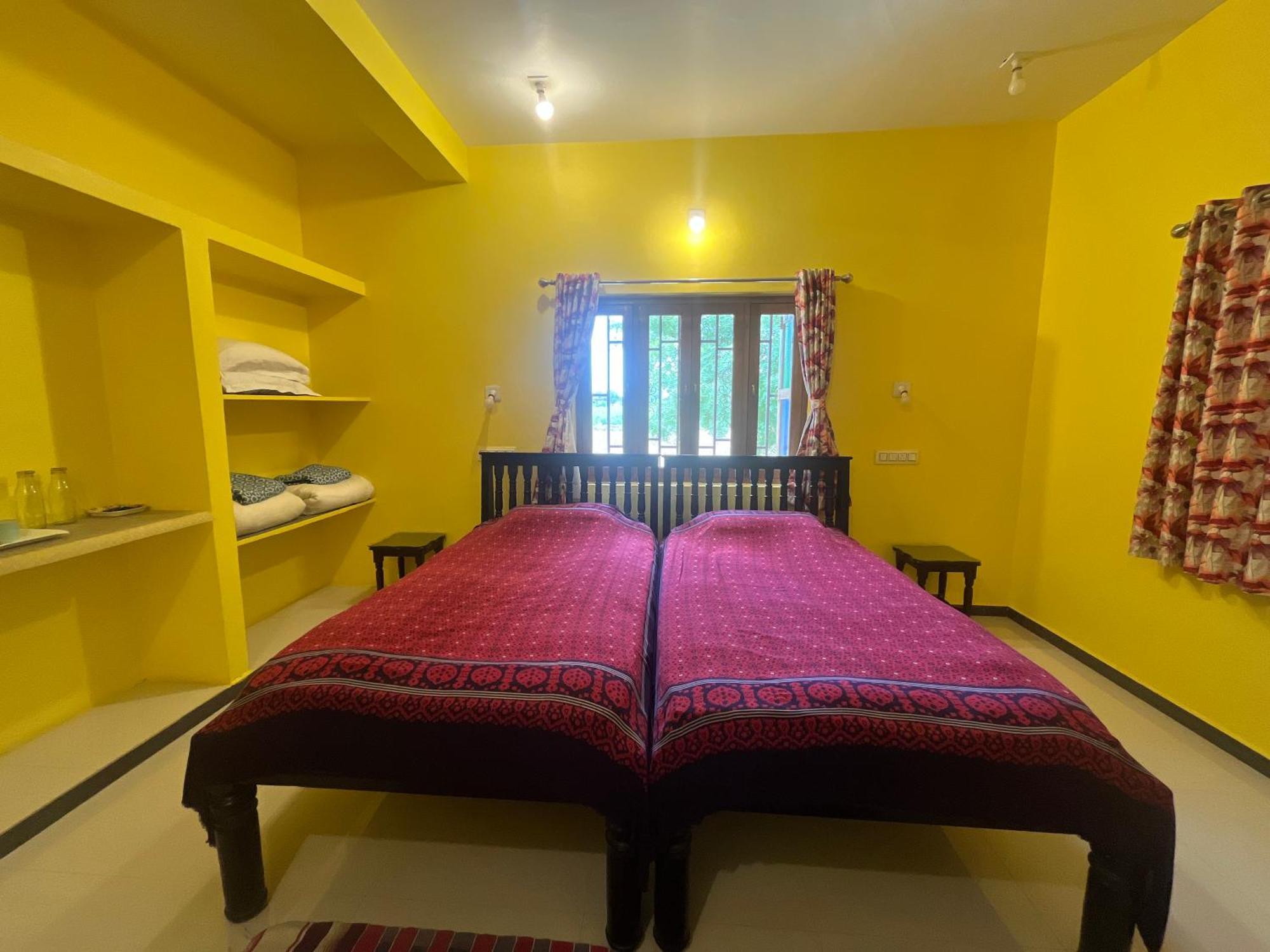 Sharad Baug Homestay ブジ エクステリア 写真