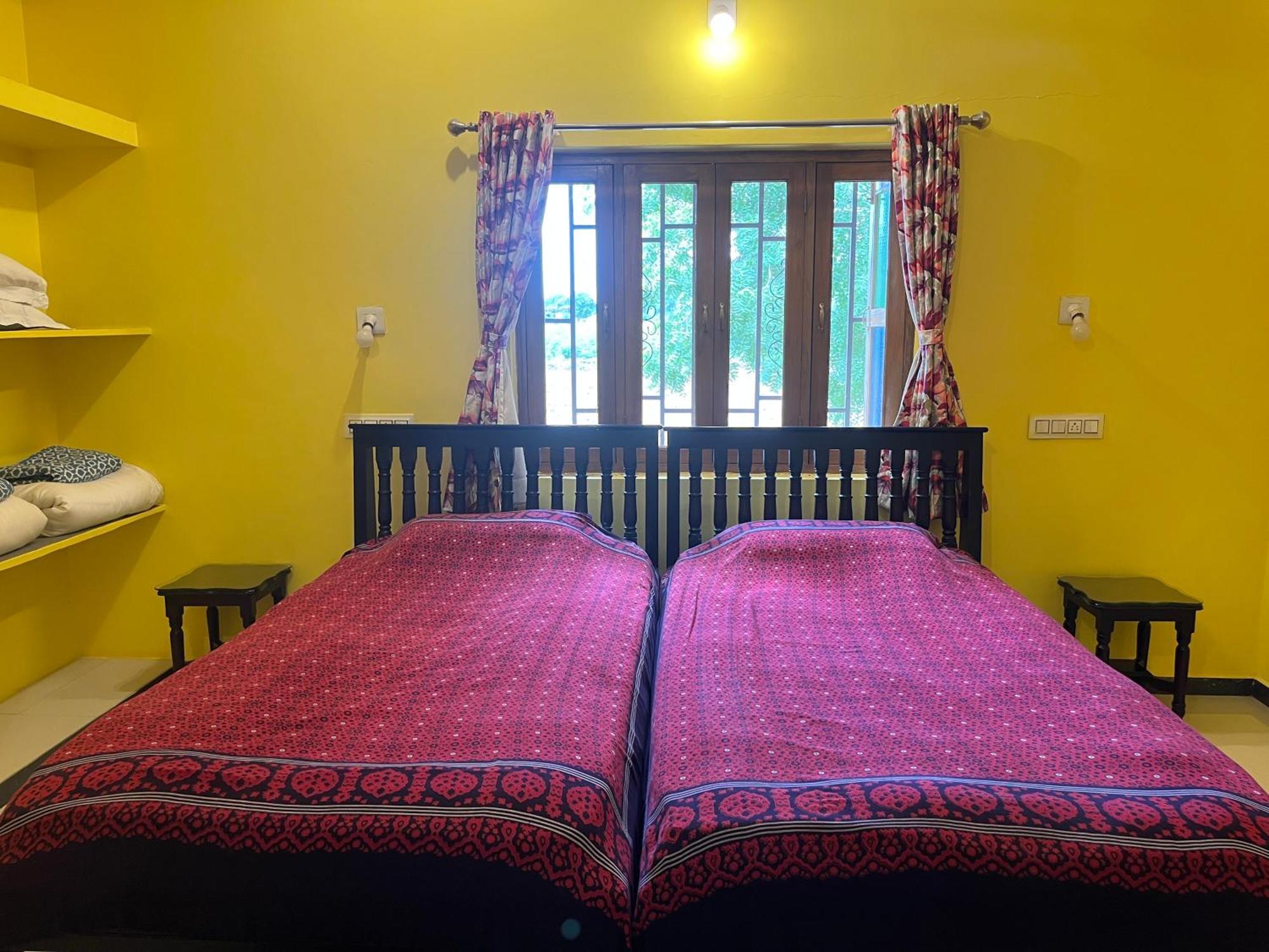 Sharad Baug Homestay ブジ エクステリア 写真